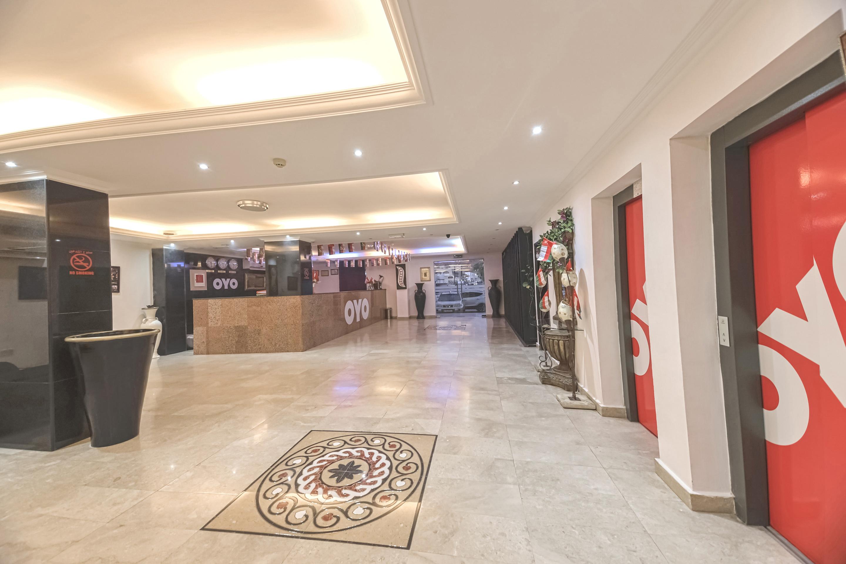 Majestic Hotel Wādī Kabīr Eksteriør bilde